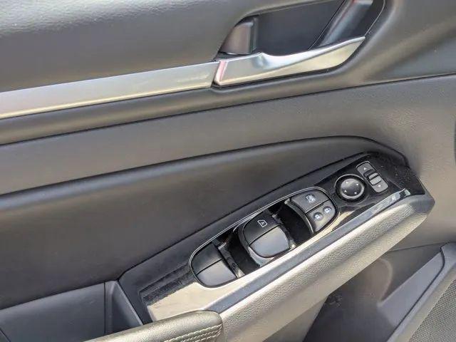 2023 Nissan Altima SV FWD