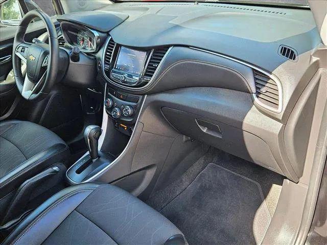 2022 Chevrolet Trax FWD LT