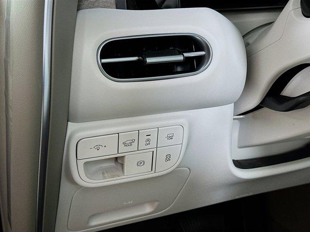 2026 Hyundai Palisade Limited - Photo 10