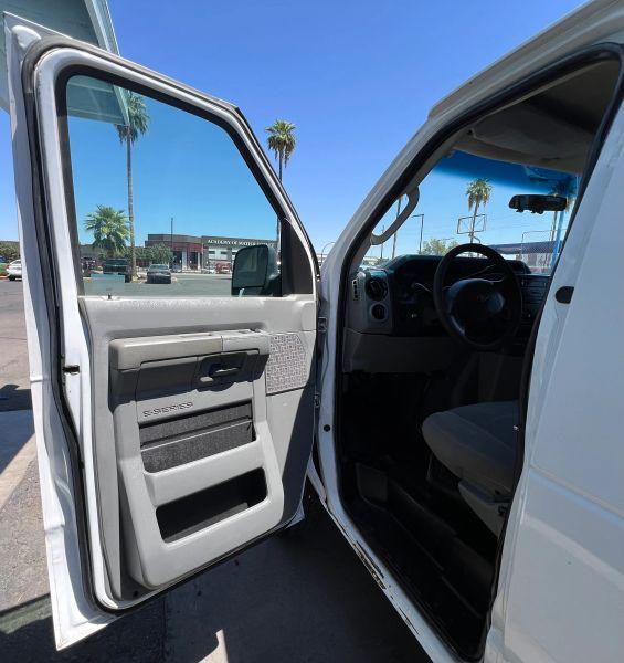 2011 Ford E-150 XL