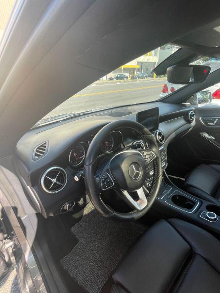2017 Mercedes-Benz CLA 4MATIC