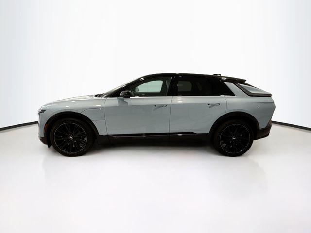 2025 Cadillac iQ Sport w/1SF