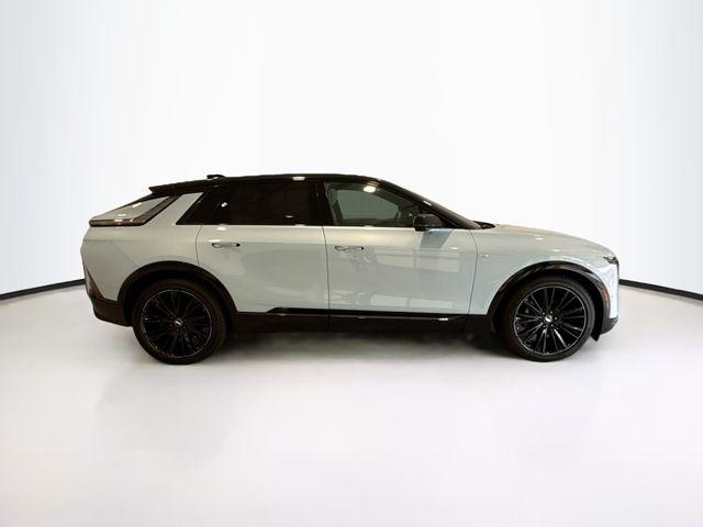 2025 Cadillac iQ Sport w/1SF