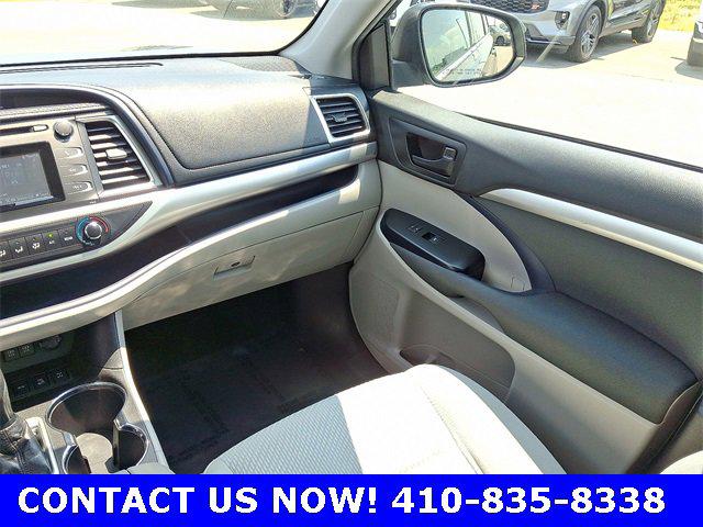 2019 Toyota Highlander LE
