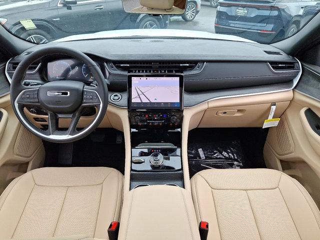 2025 Jeep Grand Cherokee L Limited 4x4