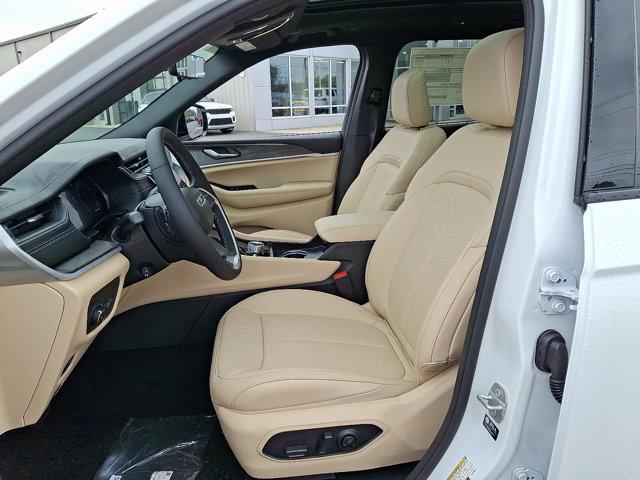 2025 Jeep Grand Cherokee L Limited 4x4