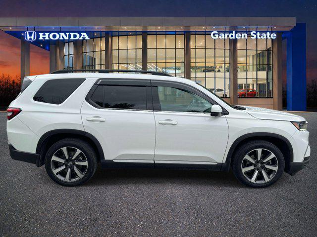 2023 Honda Pilot AWD Elite