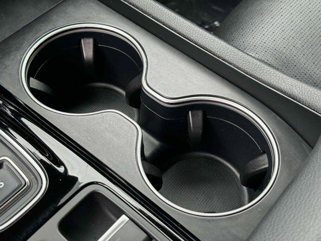 2023 Honda Pilot AWD Elite