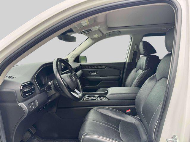 2023 Honda Pilot AWD Elite