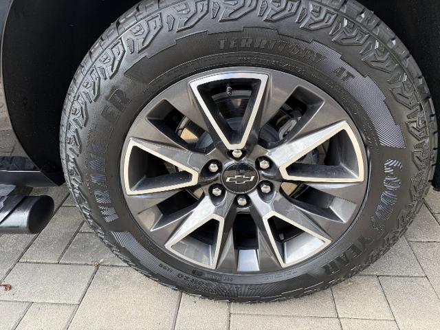 2023 Chevrolet Suburban 4WD Z71