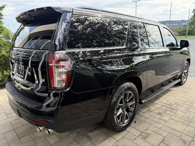 2023 Chevrolet Suburban 4WD Z71