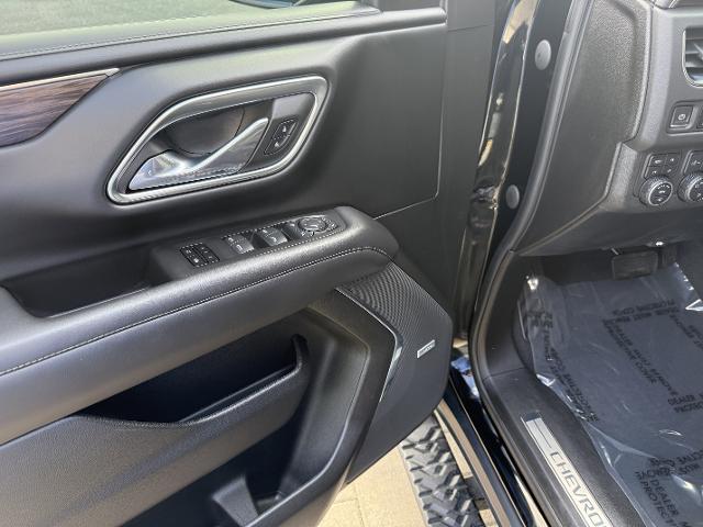 2023 Chevrolet Suburban 4WD Z71