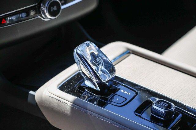 2026 Volvo XC90 Plug-In Hybrid Ultra, T8 AWD, Electric/Gasoline, Bright, 7 Seats