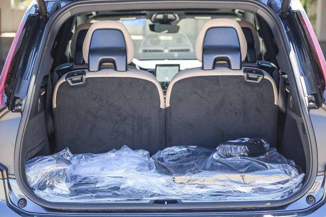 2026 Volvo XC90 Plug-In Hybrid Ultra, T8 AWD, Electric/Gasoline, Bright, 7 Seats