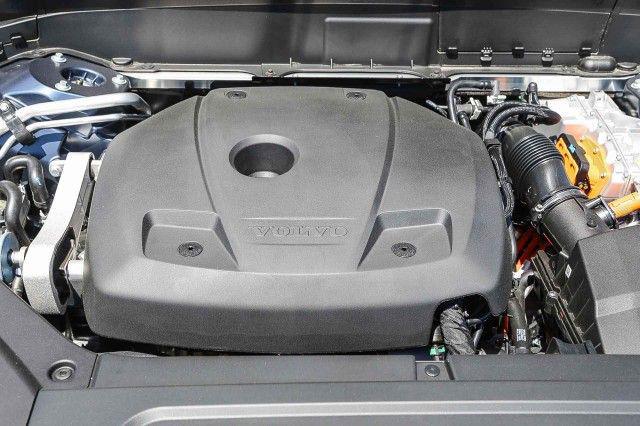 2026 Volvo XC90 Plug-In Hybrid Ultra, T8 AWD, Electric/Gasoline, Bright, 7 Seats