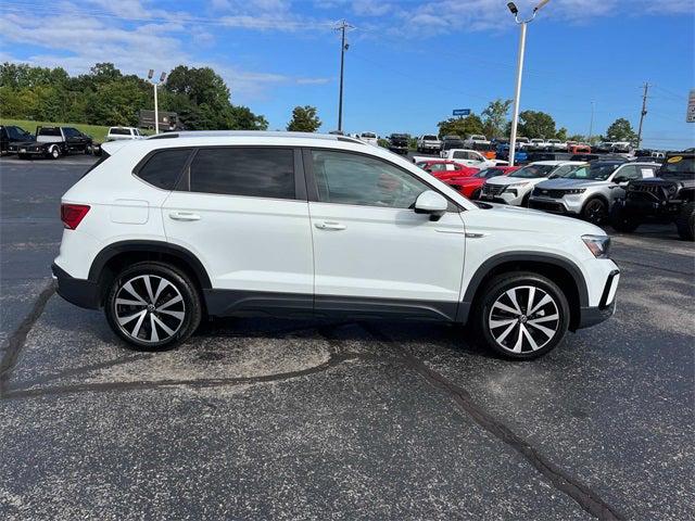 2024 Volkswagen Taos 1.5T SE