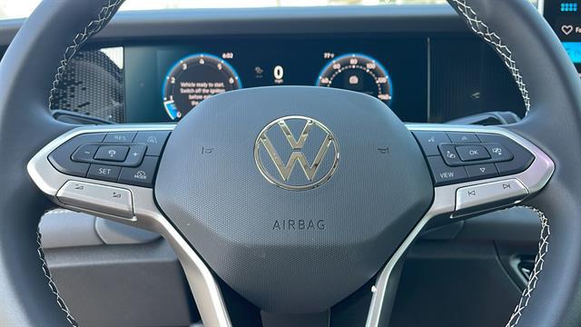 2025 Volkswagen Tiguan 2.0T SE