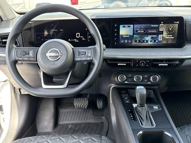 2025 Nissan Kicks SV FWD