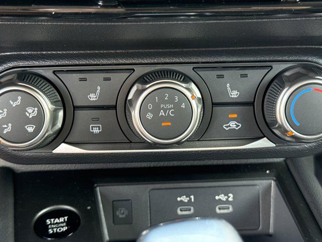 2025 Nissan Kicks SV Intelligent AWD
