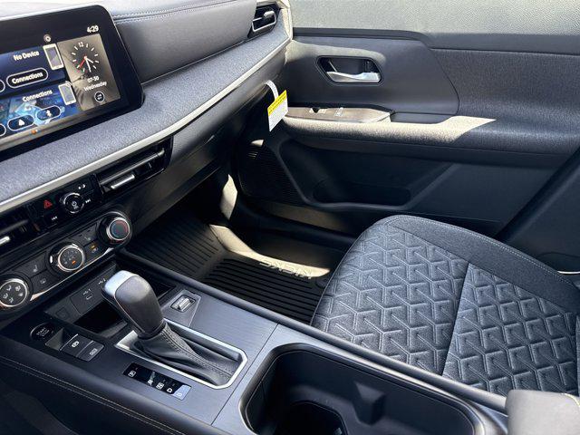 2025 Nissan Kicks SV Intelligent AWD