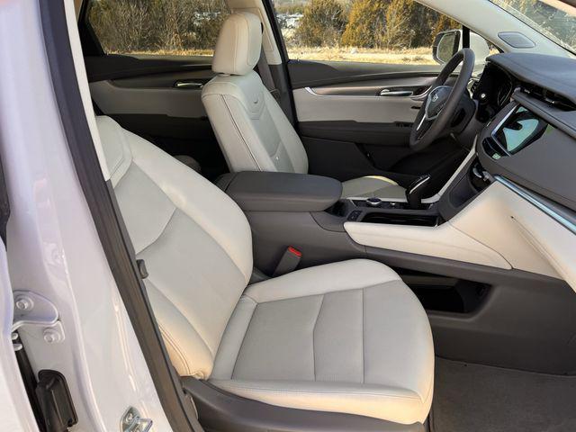 2025 Cadillac XT5 FWD Premium Luxury