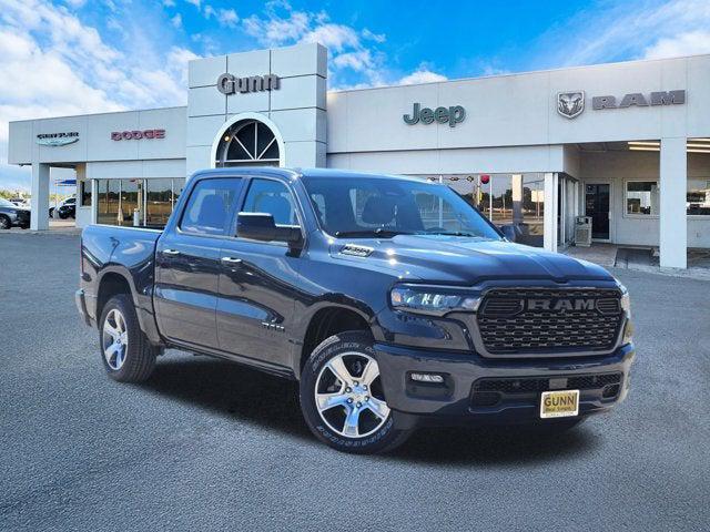 2026 RAM Ram 1500 RAM 1500 EXPRESS CREW CAB 4X4 57 BOX