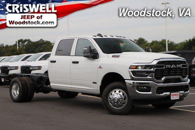 2026 RAM Ram 3500 Chassis Cab RAM 3500 TRADESMAN CREW CAB CHASSIS 4X4 60 CA