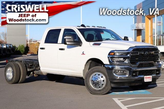 2026 RAM Ram 3500 Chassis Cab RAM 3500 TRADESMAN CREW CAB CHASSIS 4X4 60 CA 2026 RAM Ram 3500 Chassis Cab RAM 3500 TRADESMAN CREW CAB CHASSIS 4X4 60 CA