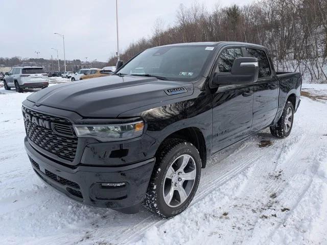 2025 RAM 1500 Tradesman Crew Cab 4x4 57 Box