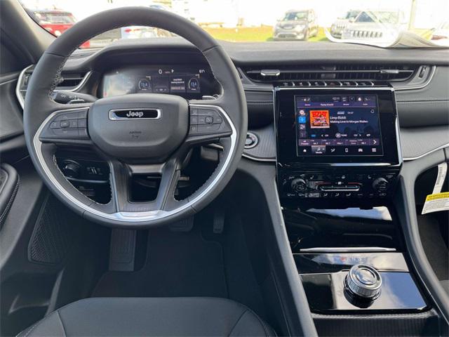 2025 Jeep Grand Cherokee GRAND CHEROKEE LAREDO X 4X4 2025 Jeep Grand Cherokee GRAND CHEROKEE LAREDO X 4X4