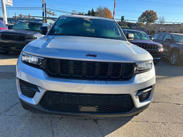 2025 Jeep Grand Cherokee GRAND CHEROKEE ALTITUDE X 4X4 2025 Jeep Grand Cherokee GRAND CHEROKEE ALTITUDE X 4X4