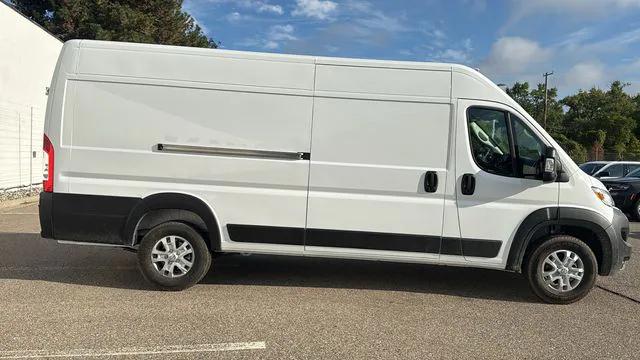 2026 Ram ProMaster Cargo Van SLT High Roof 159" WB EXT