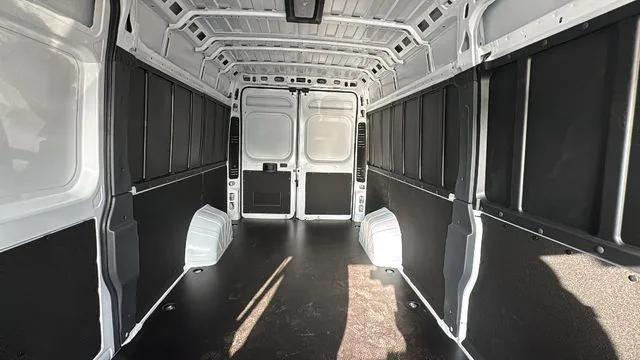 2026 Ram ProMaster Cargo Van SLT High Roof 159" WB EXT