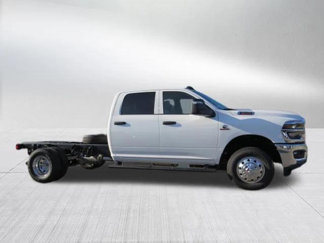 2026 RAM Ram 3500 Chassis Cab RAM 3500 TRADESMAN CREW CAB CHASSIS 4X4 60 CA