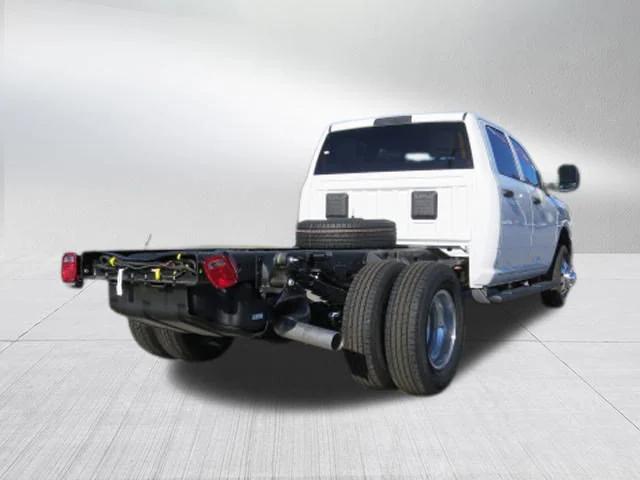 2026 RAM Ram 3500 Chassis Cab RAM 3500 TRADESMAN CREW CAB CHASSIS 4X4 60 CA