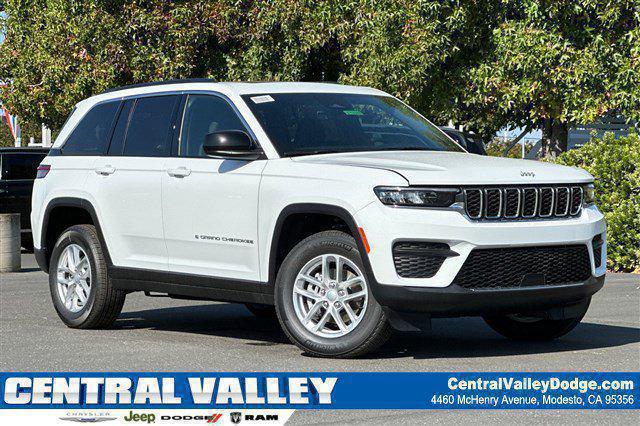 2025 Jeep Grand Cherokee GRAND CHEROKEE LAREDO X 4X2 2025 Jeep Grand Cherokee GRAND CHEROKEE LAREDO X 4X2