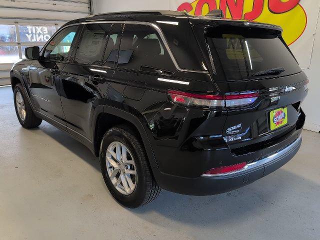 2025 Jeep Grand Cherokee GRAND CHEROKEE LAREDO X 4X4