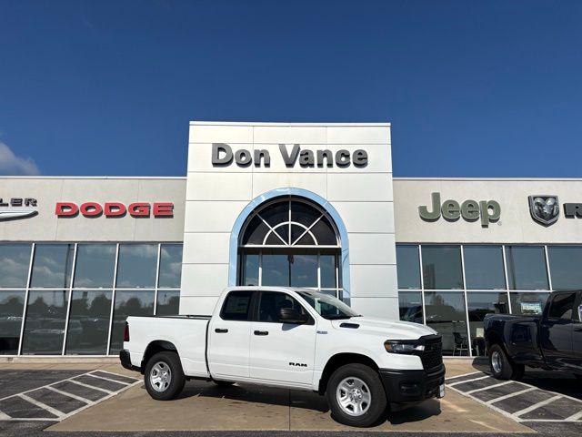 2025 RAM Ram 1500 RAM 1500 TRADESMAN QUAD CAB 4X4 64 BOX 2025 RAM Ram 1500 RAM 1500 TRADESMAN QUAD CAB 4X4 64 BOX