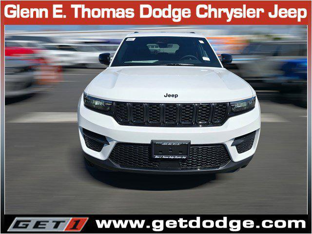 2025 Jeep Grand Cherokee GRAND CHEROKEE ALTITUDE 4X2 2025 Jeep Grand Cherokee GRAND CHEROKEE ALTITUDE 4X2