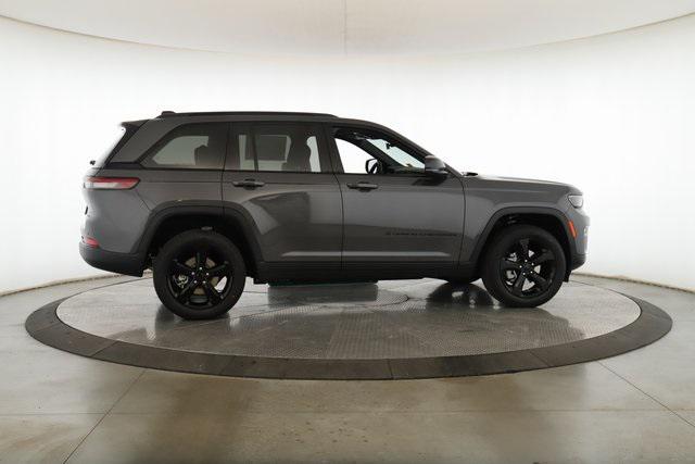 2025 Jeep Grand Cherokee GRAND CHEROKEE LIMITED 4X4 2025 Jeep Grand Cherokee GRAND CHEROKEE LIMITED 4X4