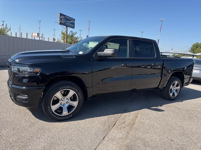 2025 RAM 1500 Tradesman Crew Cab 4x4 57 Box