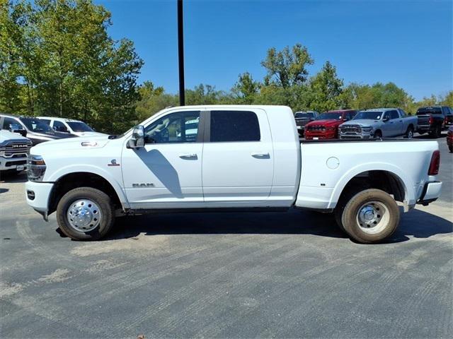 2026 RAM Ram 3500 RAM 3500 LIMITED LONGHORN MEGA CAB 4X4 64 BOX 2026 RAM Ram 3500 RAM 3500 LIMITED LONGHORN MEGA CAB 4X4 64 BOX