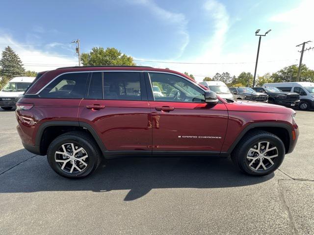 2025 Jeep Grand Cherokee GRAND CHEROKEE LIMITED 4X4