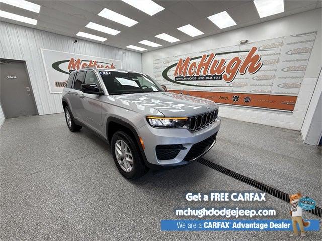 2025 Jeep Grand Cherokee GRAND CHEROKEE LAREDO X 4X4