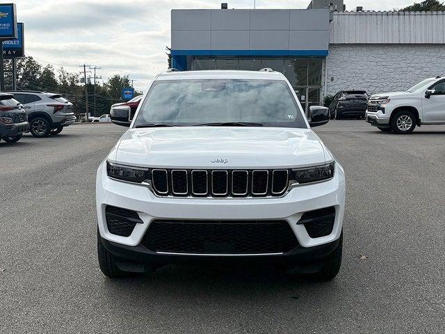 2025 Jeep Grand Cherokee GRAND CHEROKEE LAREDO X 4X4