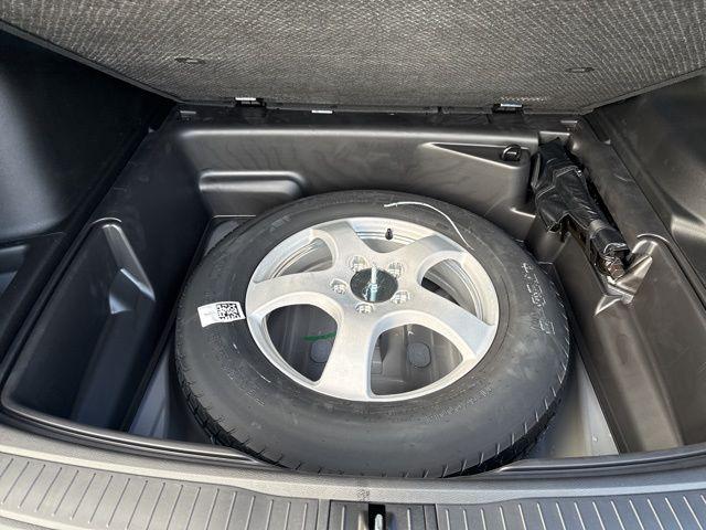 2025 Jeep Grand Cherokee Laredo 4x2