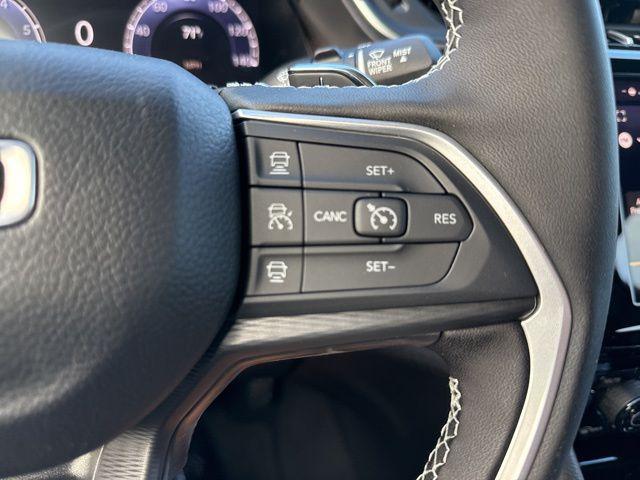 2025 Jeep Grand Cherokee Laredo 4x2