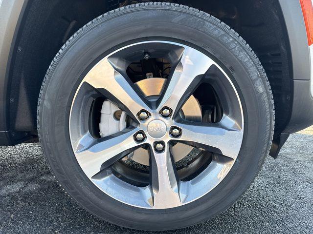 2025 Jeep Grand Cherokee Limited 4x2