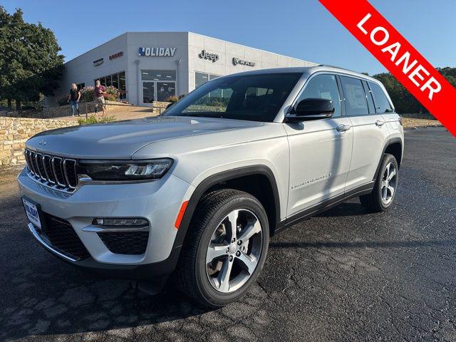 2025 Jeep Grand Cherokee Limited 4x2 for sale in Graham, TX