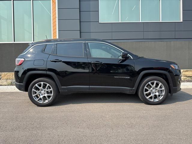 2024 Jeep Compass Latitude Lux FWD 2024 Jeep Compass Latitude Lux FWD